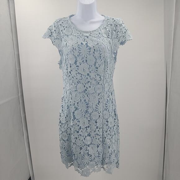 Lulu's Romance Language Baby Blue Crochet Lace Dress Size Large Cocktail party - Picture 5 of 12